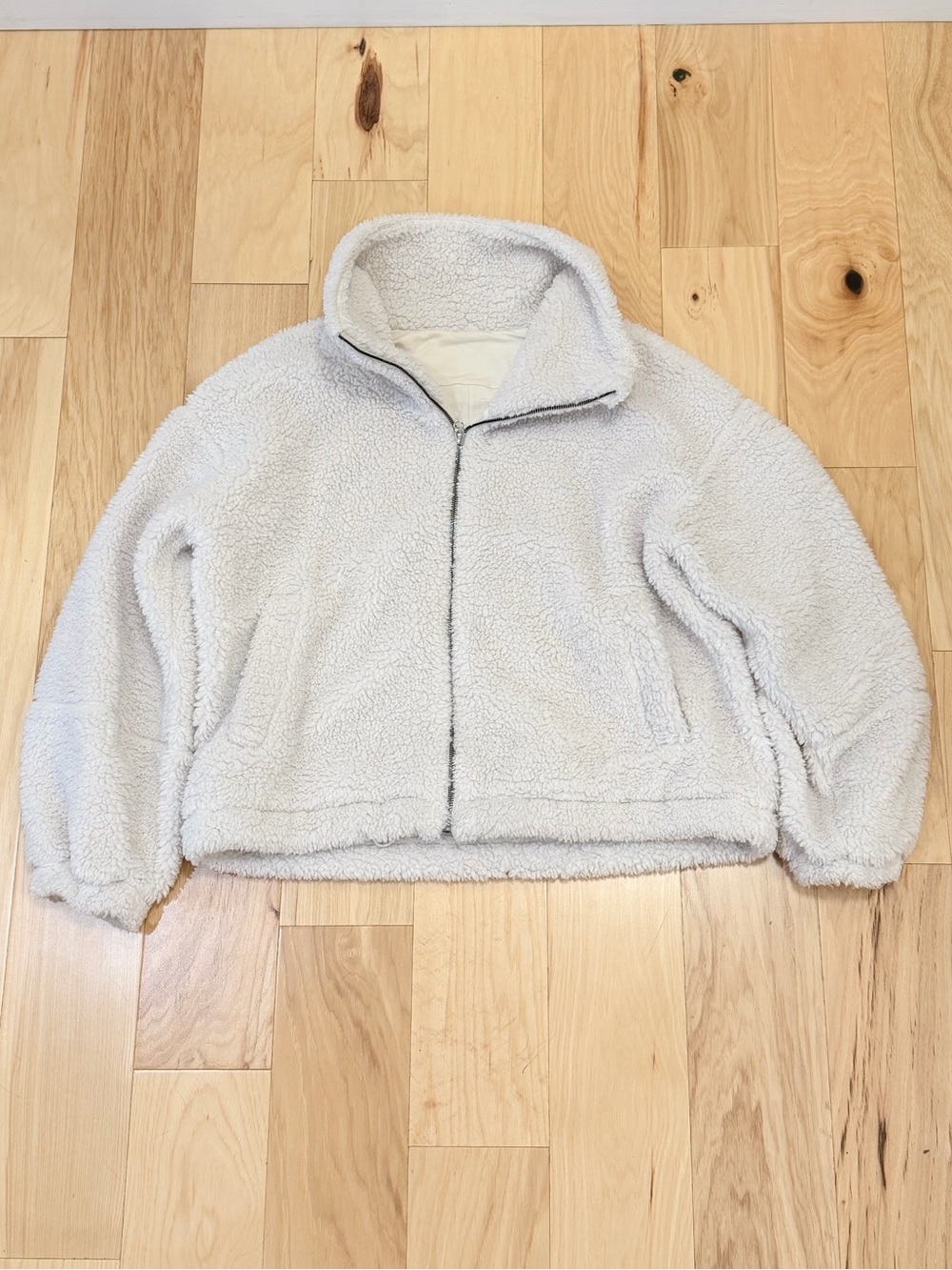 Lululemon Women’s Cinchable Fleece Sherpa Zip-Up Jacket